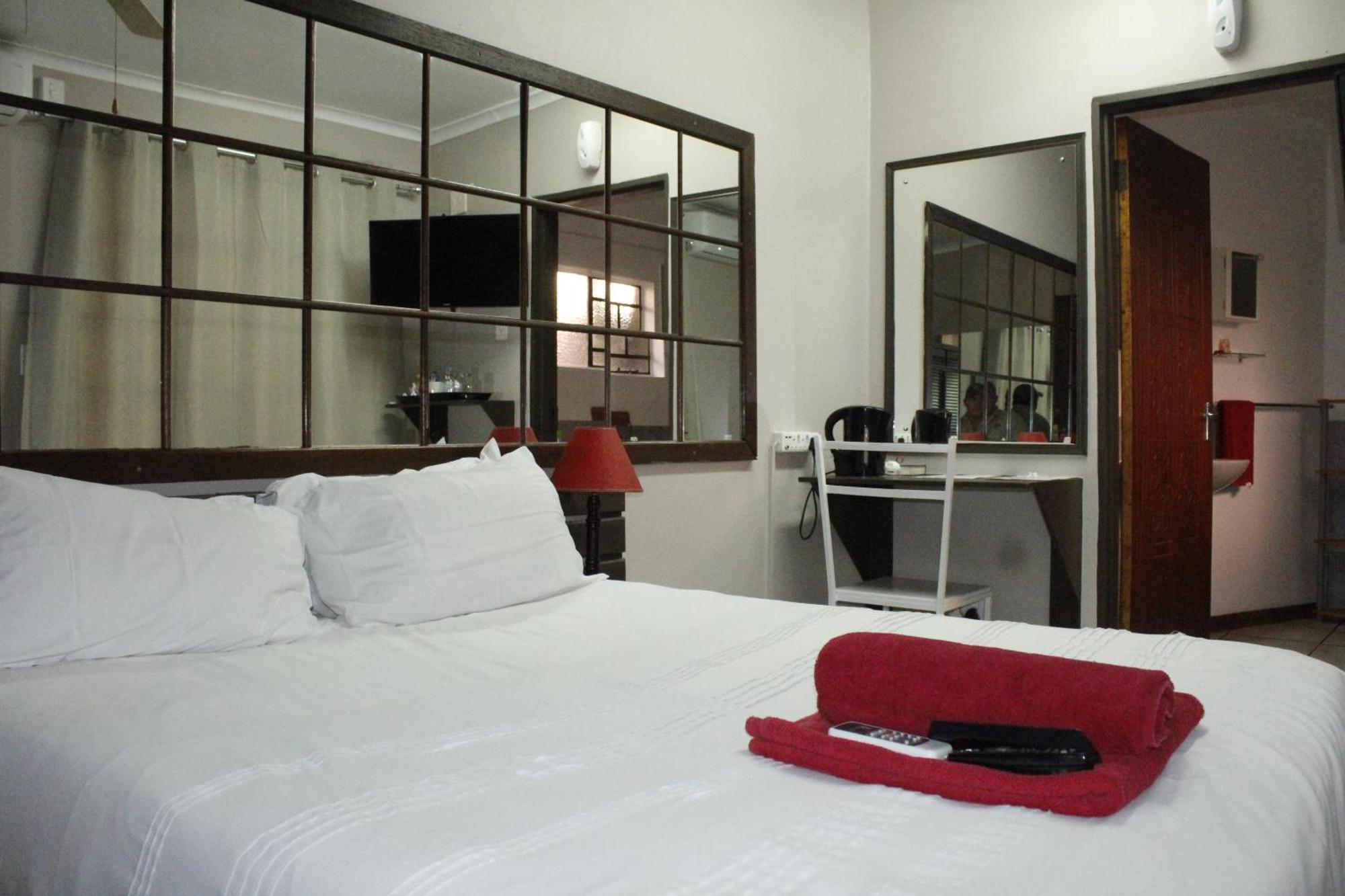 The Ultimate Lodge Louis Trichardt Exterior photo
